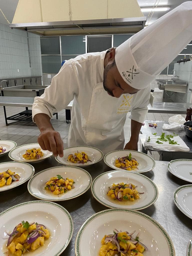 BUFFET DA CORTE COMERCIO DE ALIMENTOS